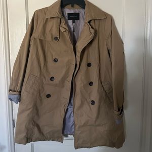 Banana Republic short trench coat